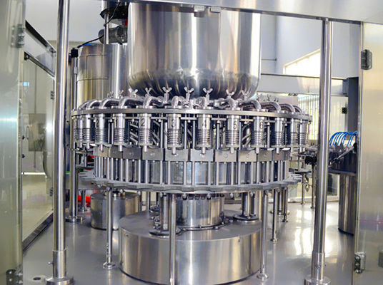 8 máquina de engarrafamento automatizada tampando das cabeças 5.8KW SUS304